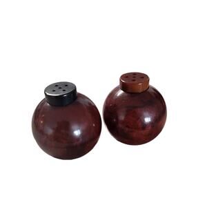 Vintage mini roly poly red marbled bakelite salt and pepper shakers